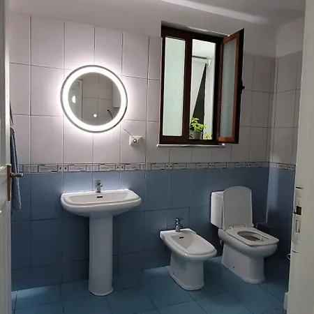 After U.s. Embassy In Appartement